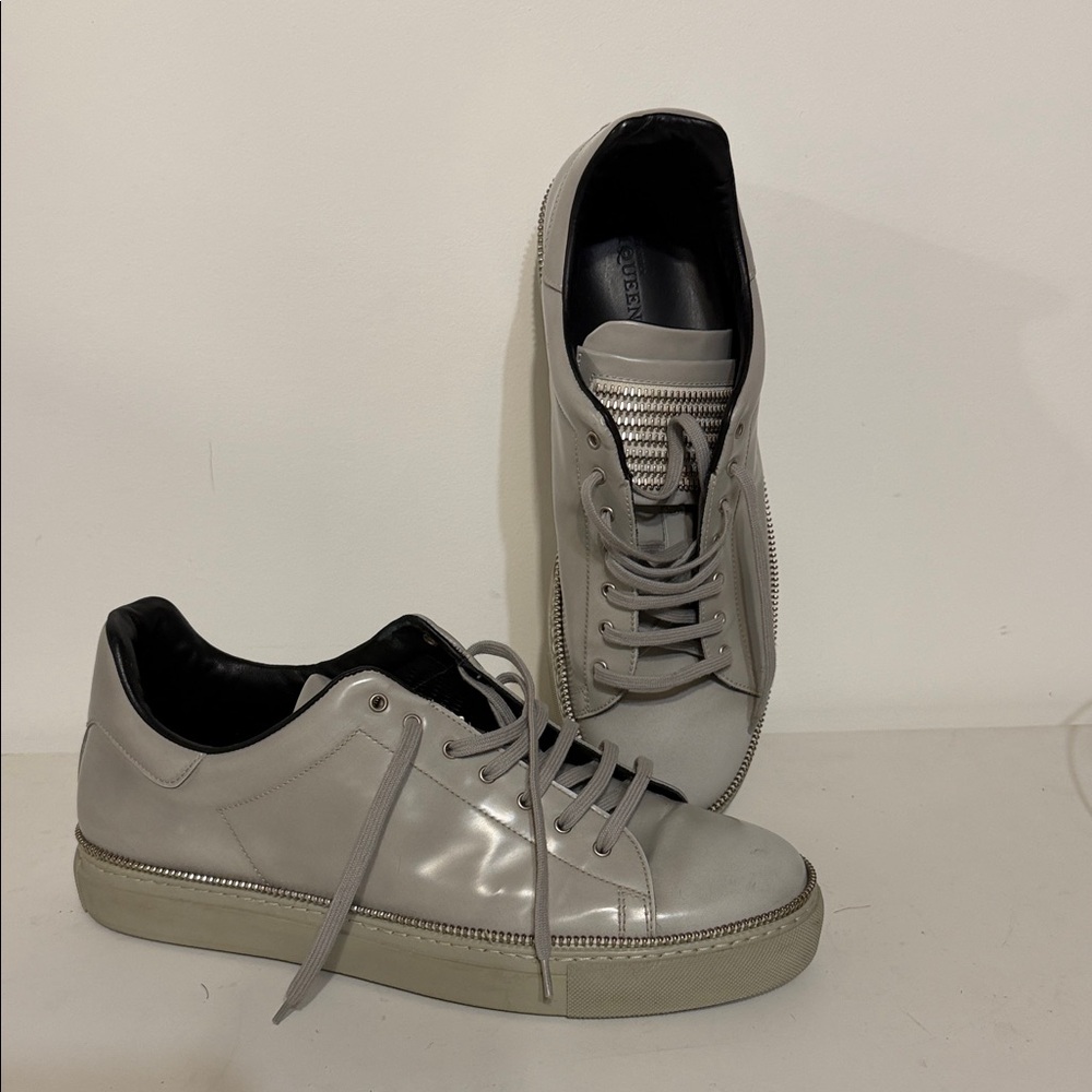 Alexander McQueen Men's Stylish Gray Sneakers